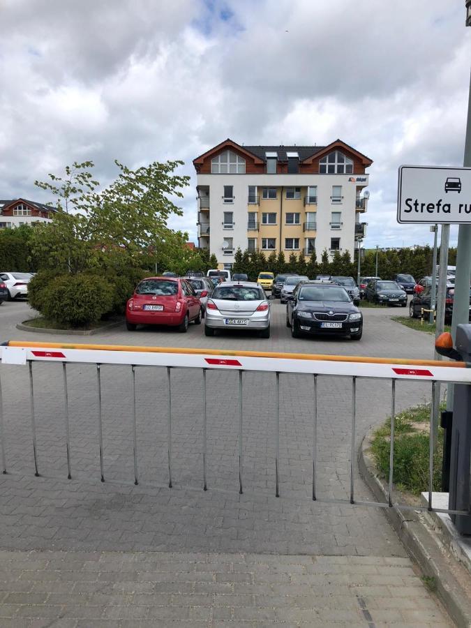 Apartment Cozy Close To & Airport *
